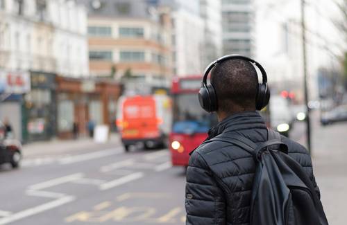 escutar radios ao redor do mundo