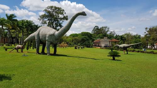 museu dos dinossauros minas gerais