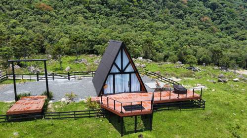 Cabana imersa na Serra Catarinense: um retiro dos sonhos