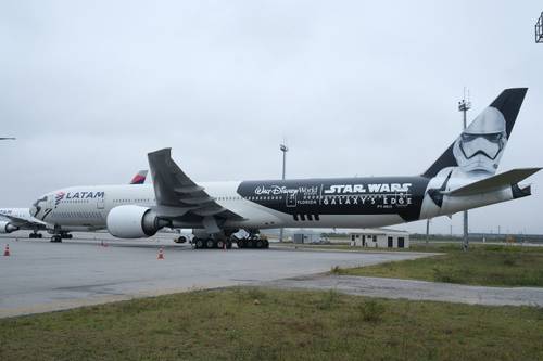 Avião Latam Star Wars