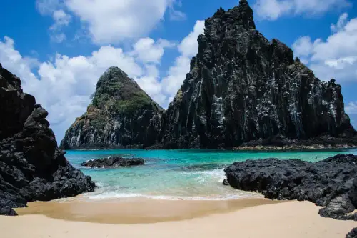 Praias paradisíacas no litoral brasileiro