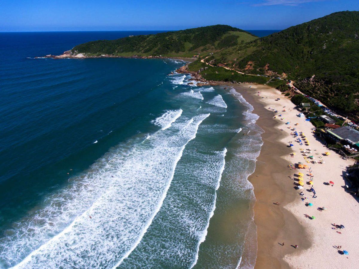 Praias mais badaladas do Brasil: 10 famosas e bem frequentadas