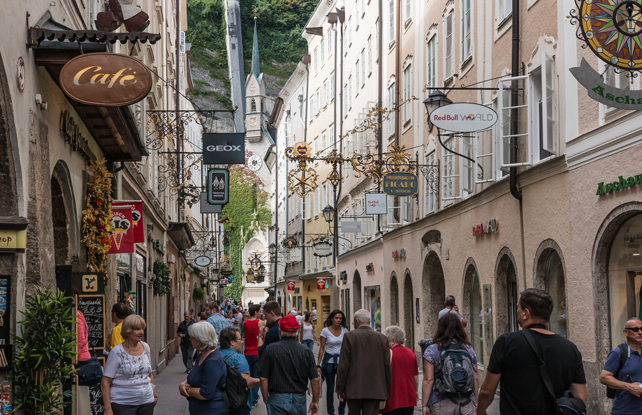 Austria - Salzburgo Getreidegasse