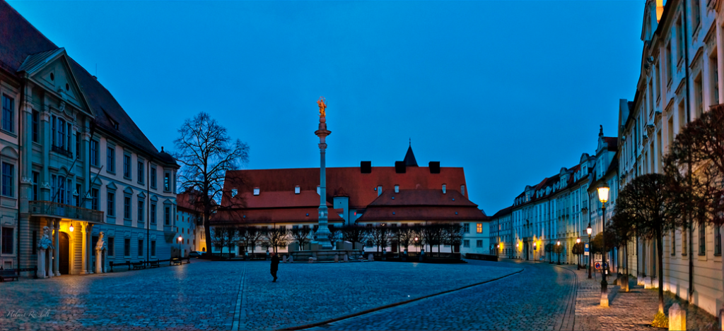 Austria - Salzburgo Residenzplatz2