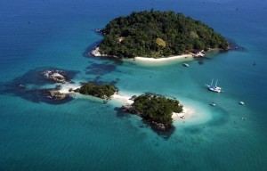 Paradisíaca, Ilha de Cataguases atrai turistas em Angra dos Reis