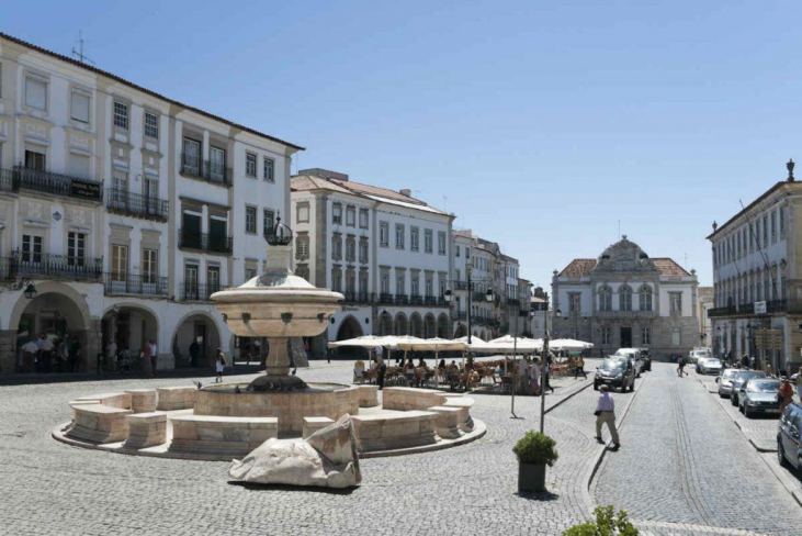 Bate volta saindo de Lisboa