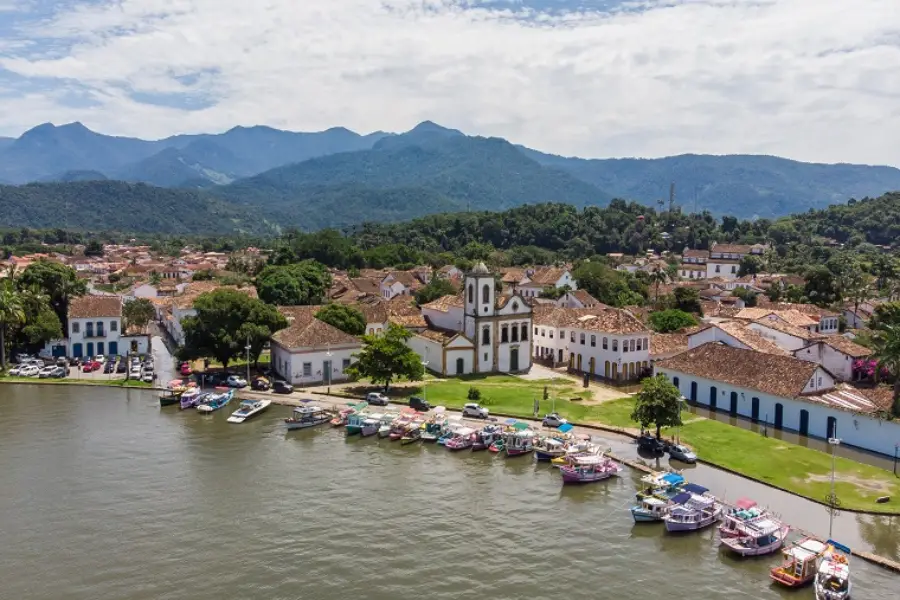 Qual é a melhor época para conhecer Paraty?