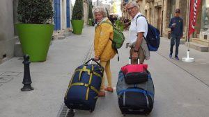O casal de aposentados que largou o sofá para dar a volta ao mundo