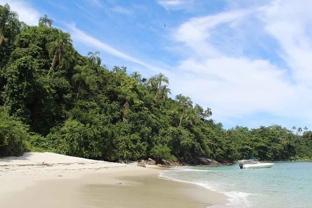 paradisiacal-beaches-between-são-paulo-and-rio-de-janeiro-10