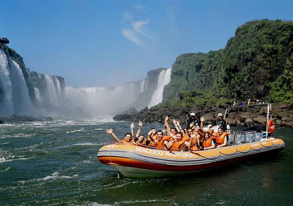 Passeio de Barco nas Cataratas do Iguaçú