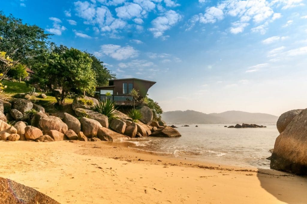 Airbnb: 10 casas brasileiras maravilhosas para ficar hospedado