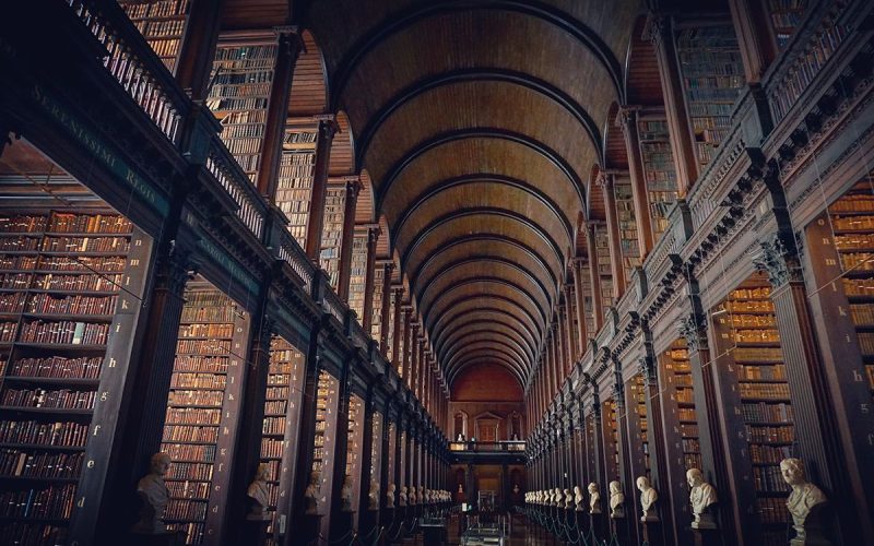 escolas e universidades para estudar no exterior