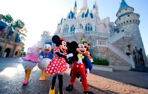 Walt Disney World muda data de reservas para julho