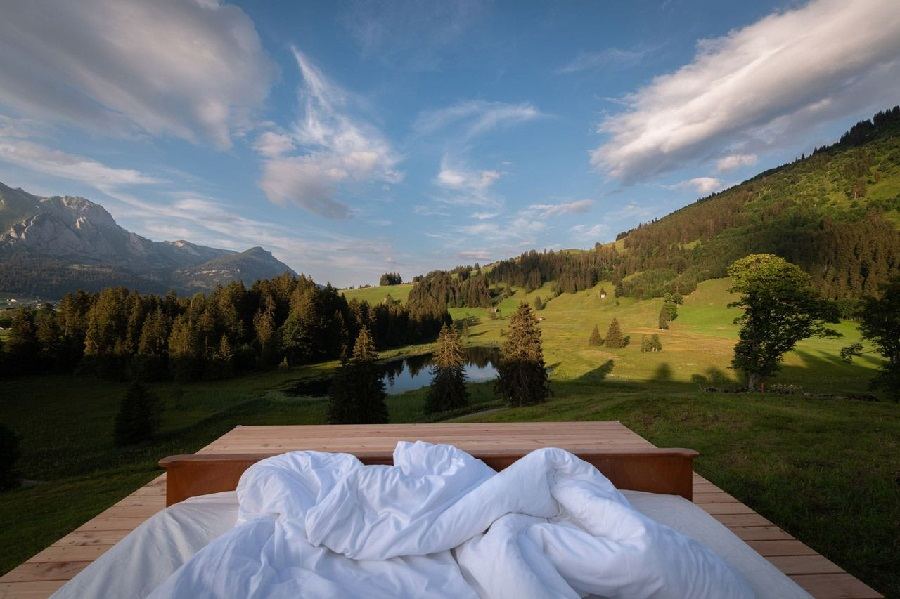 Quarto de hotel sem paredes Alpes Suíços