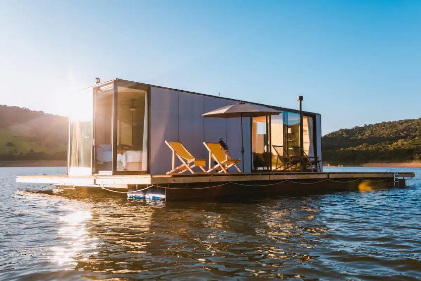 Floating house for rent in São Paulo