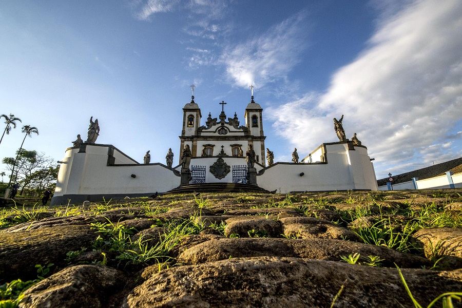 11 cidades turísticas em Minas Gerais para conhecer viajando de carro