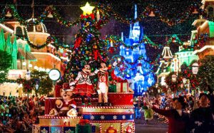 Disney World está com decoração pronta para as festas de fim de ano; veja fotos