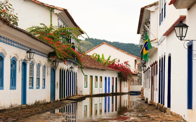 o que fazer em paraty a noite