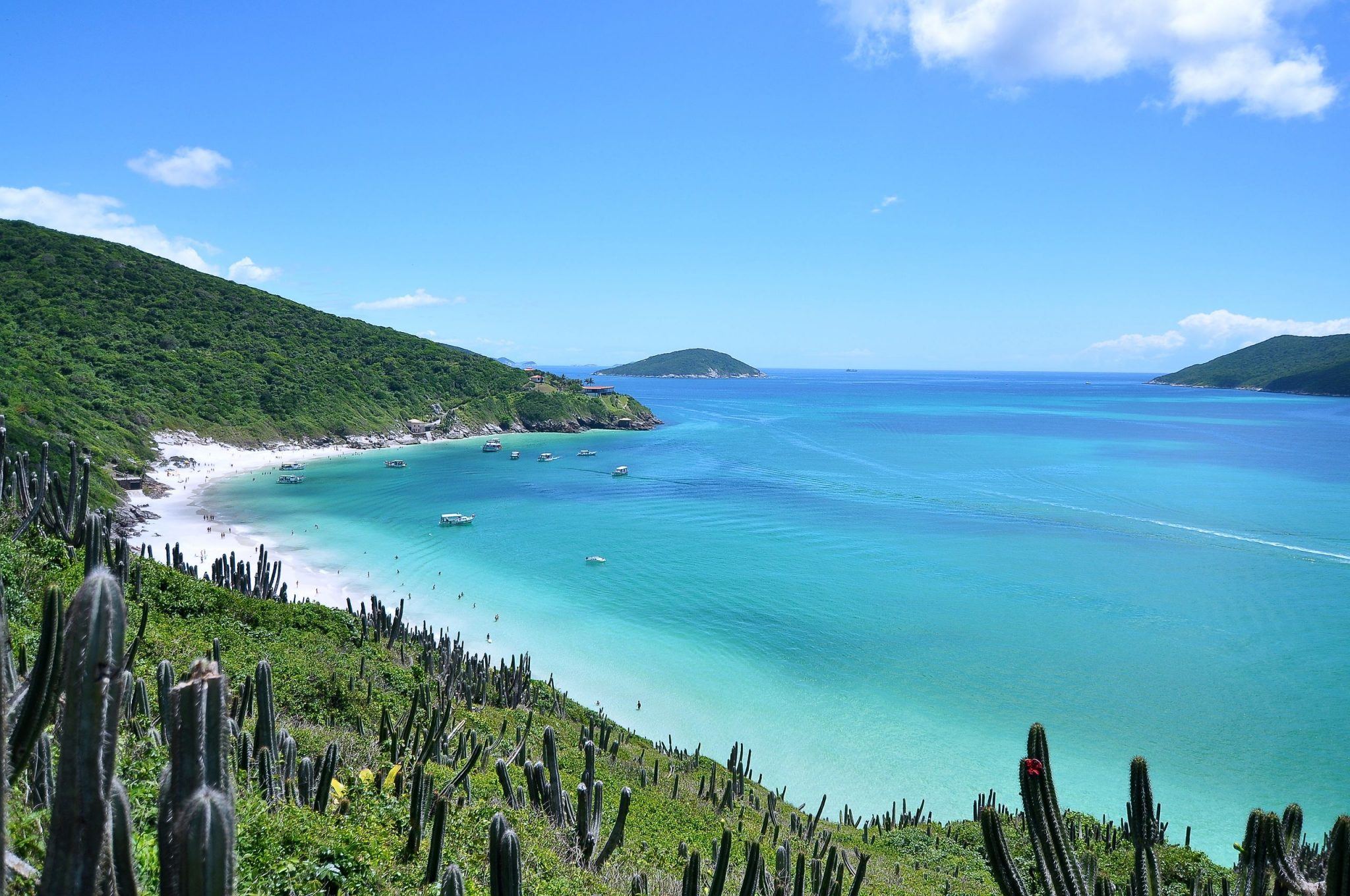 Conheça A Praia Do Pontal Do Atalaia Em Arraial Do Cabo