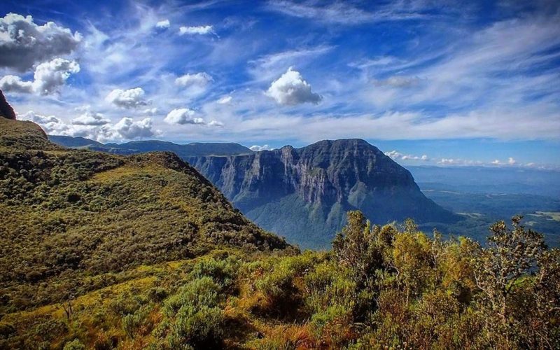 serra do corvo branco