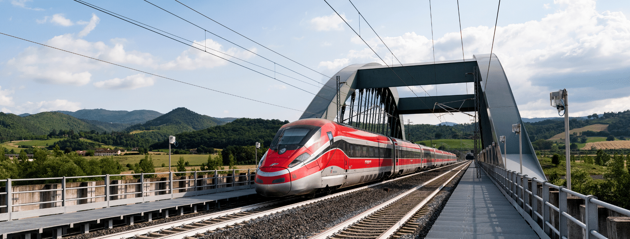 Trenitalia inaugurou trem que liga Milão a Paris