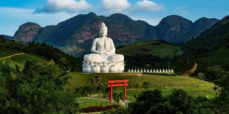 Maior estátua de Buda no Brasil