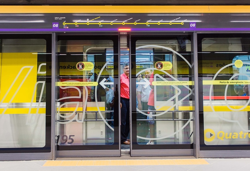 O que conhecer em São Paulo pelo transporte público