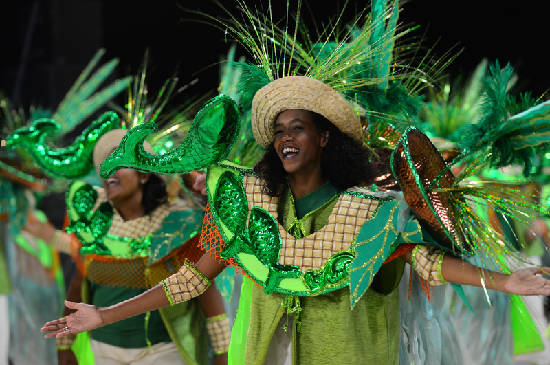 Desfile das escolas de samba em Floripa
