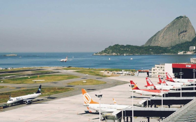 Voa, Brasil: programa do Governo promete passagens baratas