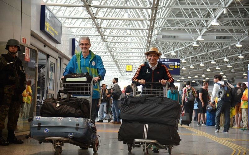 Venda de passagens aéreas por R$ 200