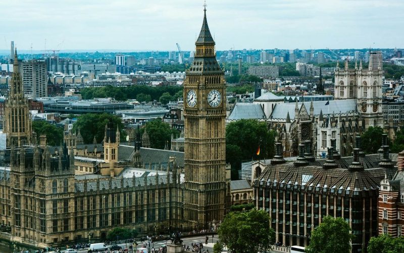 Semana de 4 dias de trabalho aprovada por empresas britânicas