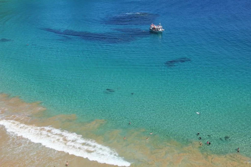Brasil tem a melhor praia do mundo, considerada por 6 anos