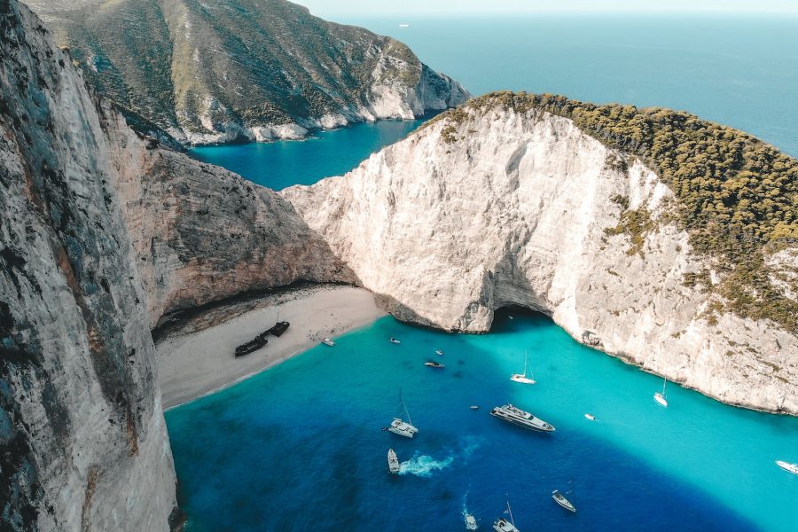 praia de navagio fechada grécia