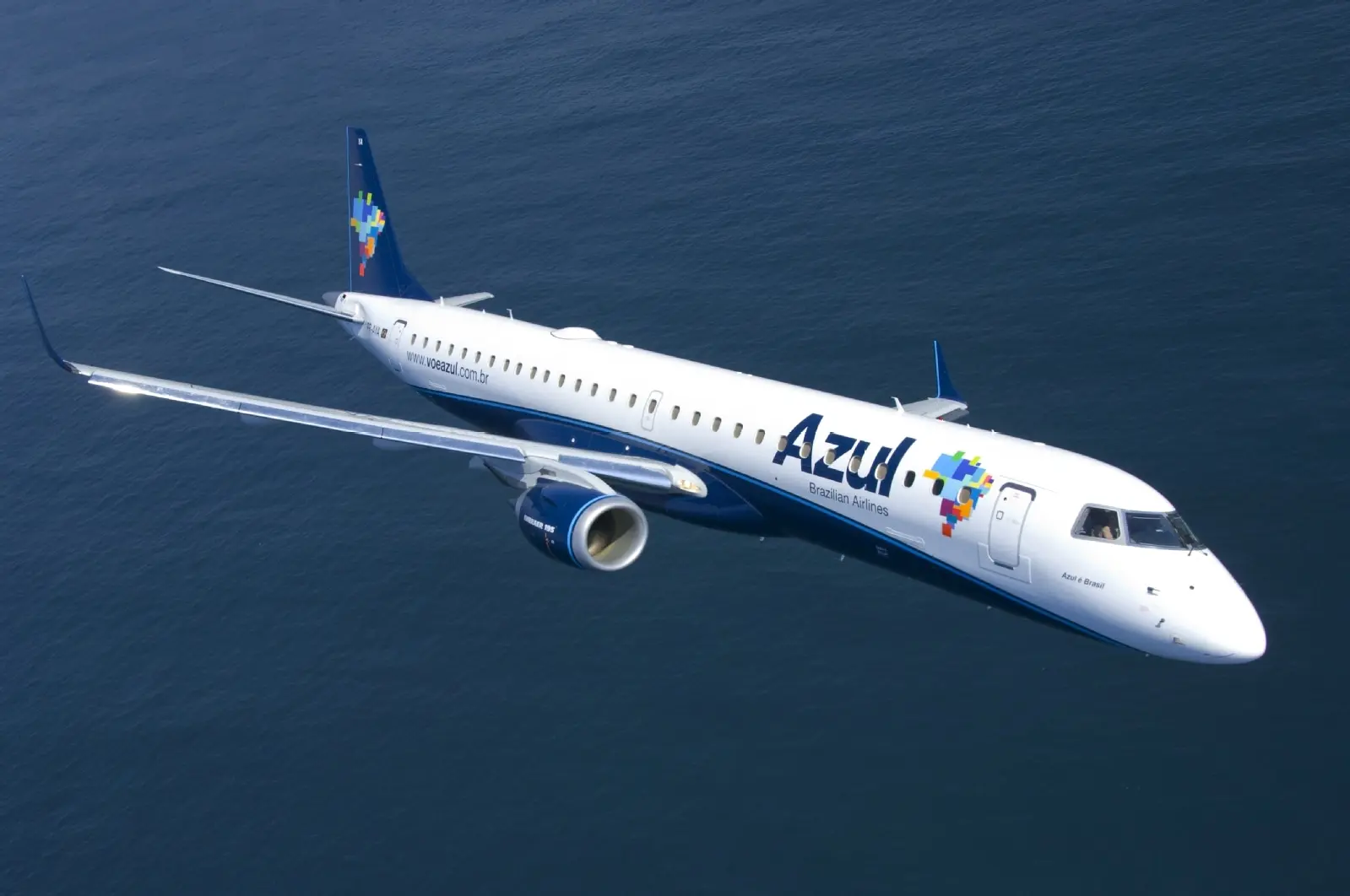 Azul é a companhia aérea mais pontual do mundo - Brasilturis