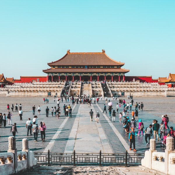 China elimina requisito de teste de Covid-19 para viajantes internacionais