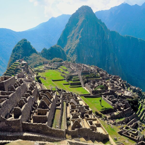 Machu Picchu: Peru decide fechar setores devido ao desgaste de pedras