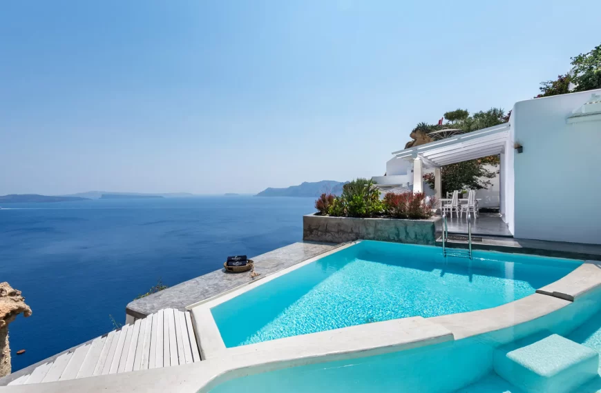 Melhores hotéis para se hospedar em Santorini, na Grécia