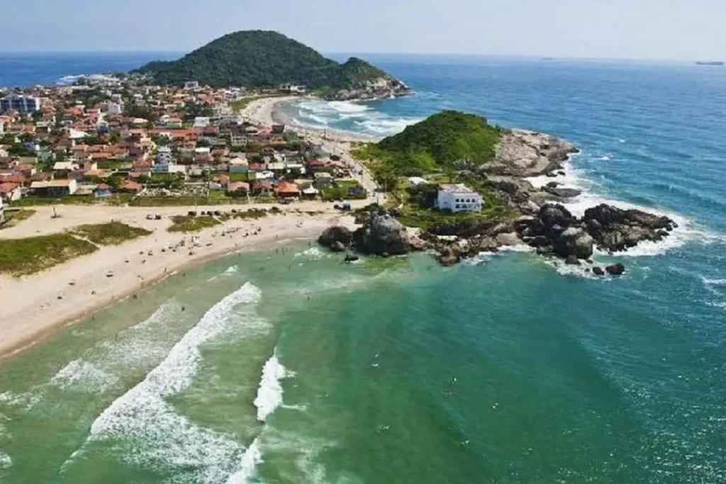 As 20 praias mais lindas de Santa Catarina em fotos 