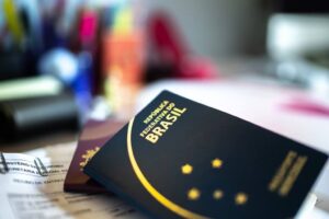 Saiba tudo o que é preciso para tirar o visto para os Estados Unidos em Portugal. Confira os documentos necessários, as etapas, valor de taxa, e qual órgão procurar