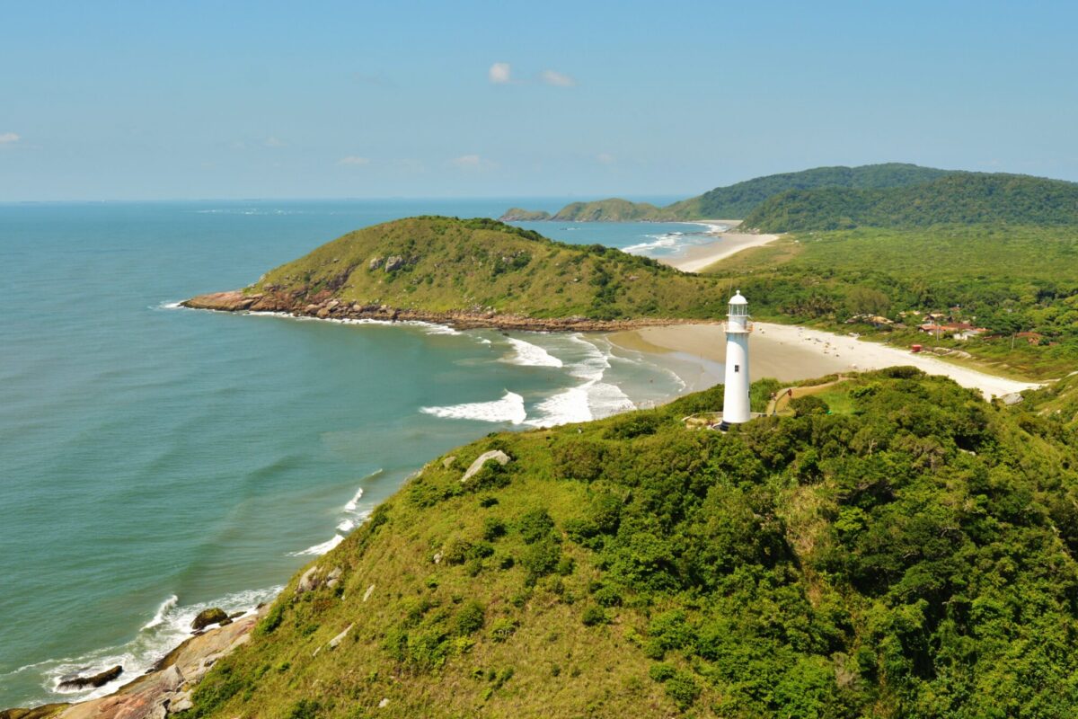 As 15 praias mais lindas do Paraná em fotos