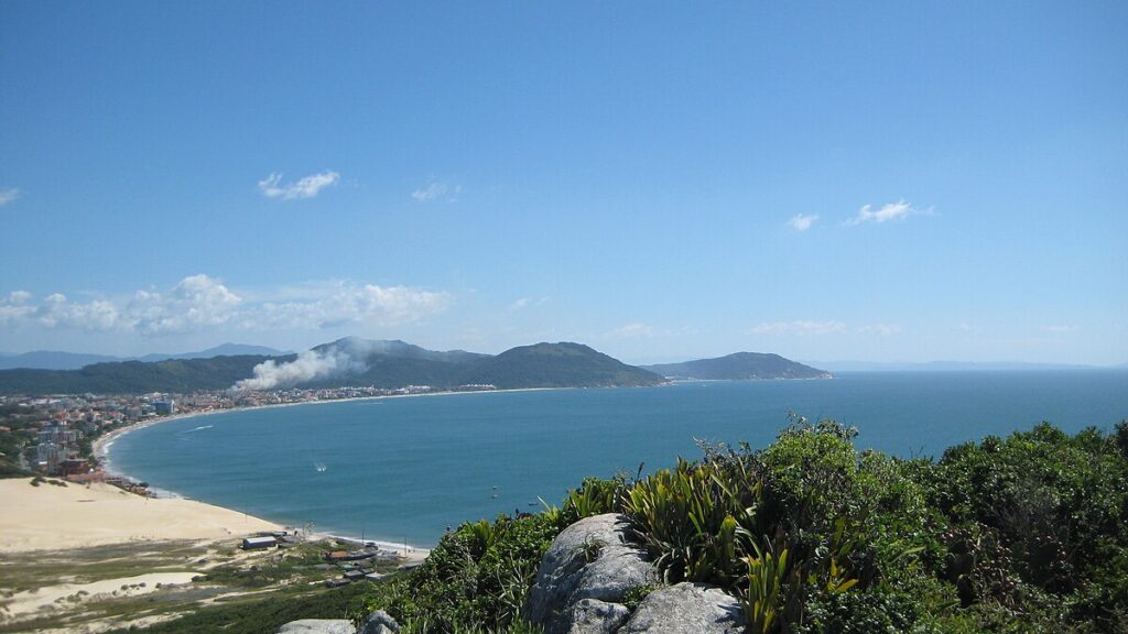 As 20 praias mais lindas de Santa Catarina em fotos 