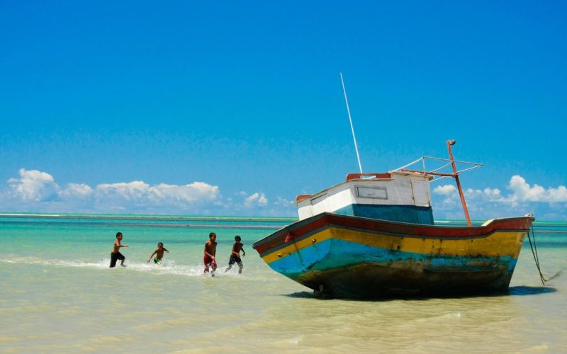 Veja 15 praias paradisiacas no litoral da Bahia. Cumuruxatiba – Prado