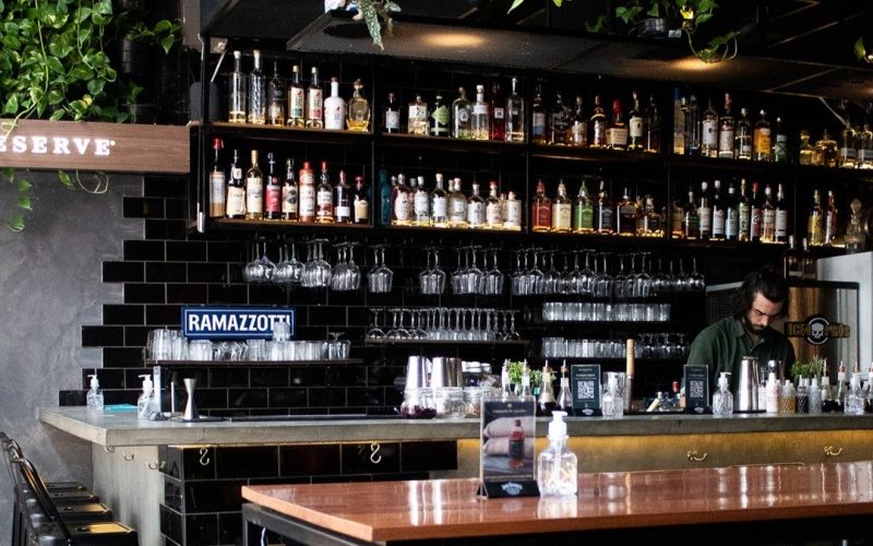 O Banqueta Bar está entre os melhores bares em São Paulo.