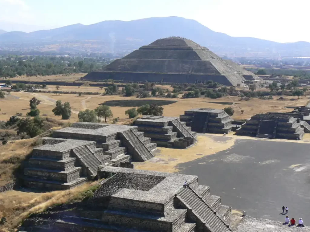 Pirâmide do Sol em Teotihuacan