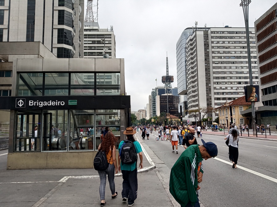 Uma ótima opção de passeio em São Paulo é a Avenida Paulista aos domingos