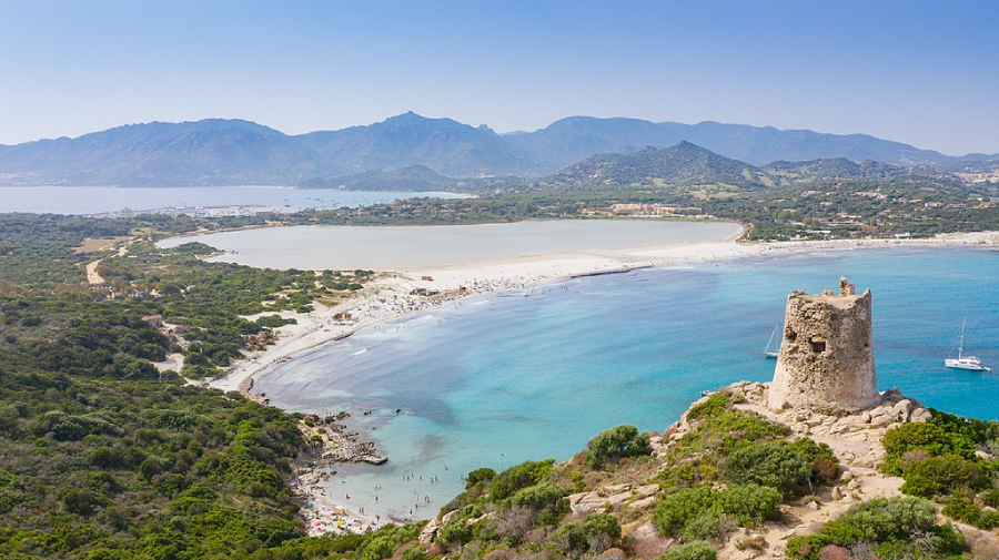 Praias da Sardenha, no litoral da Itália