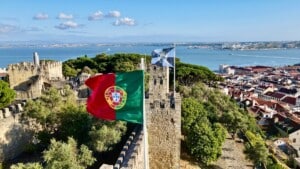 Plano de imigração: saiba como pedir a residência em Portugal