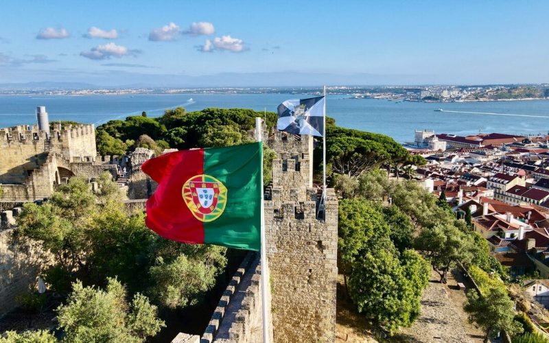 Plano de imigração: saiba como pedir a residência em Portugal