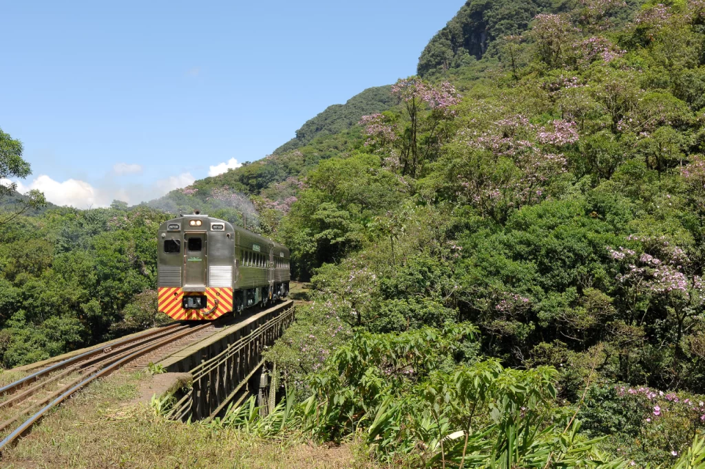 Trem da Serra do Mar Paranaense