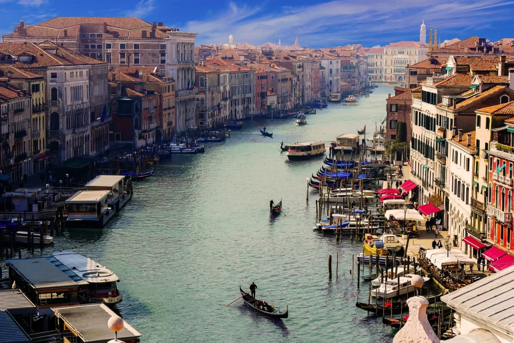 Veneza a partir dos passeios de barco